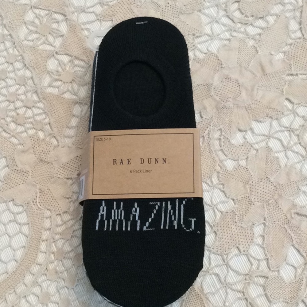 Rae Dunn 6 pack sock liners